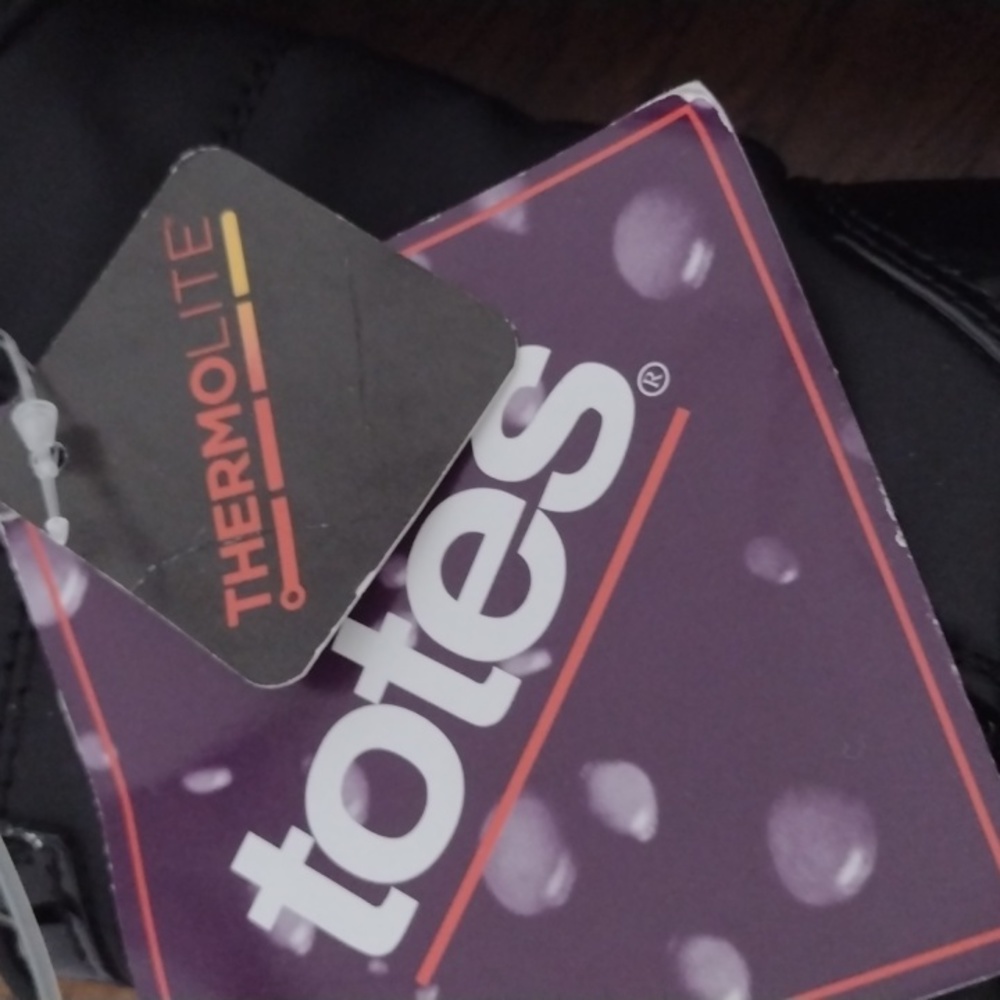Totes Boots - Picture 10 of 12